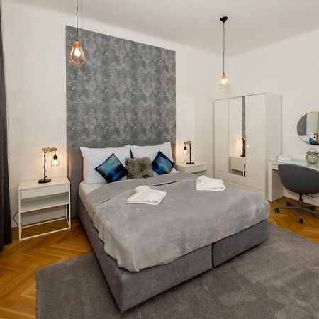 Delightful 1 Bedroom Near Schoenbrunn And Westbahnhof With Big Porch Vienne Extérieur photo